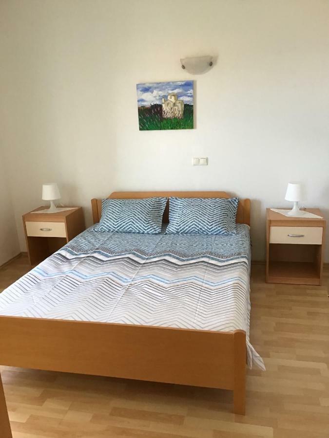 Paras Zečevo 외부 사진